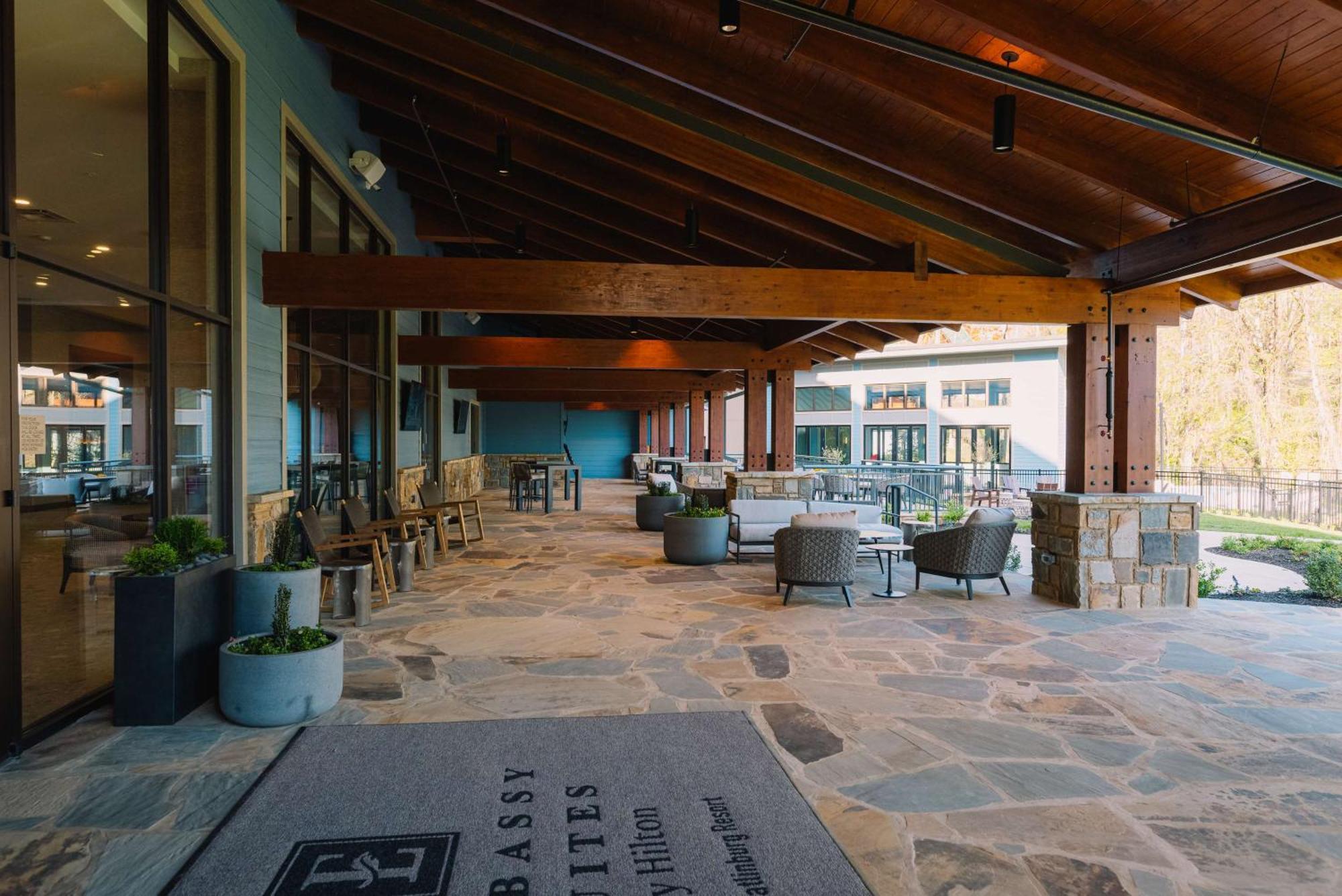 Hotel Embassy By Hilton 4*