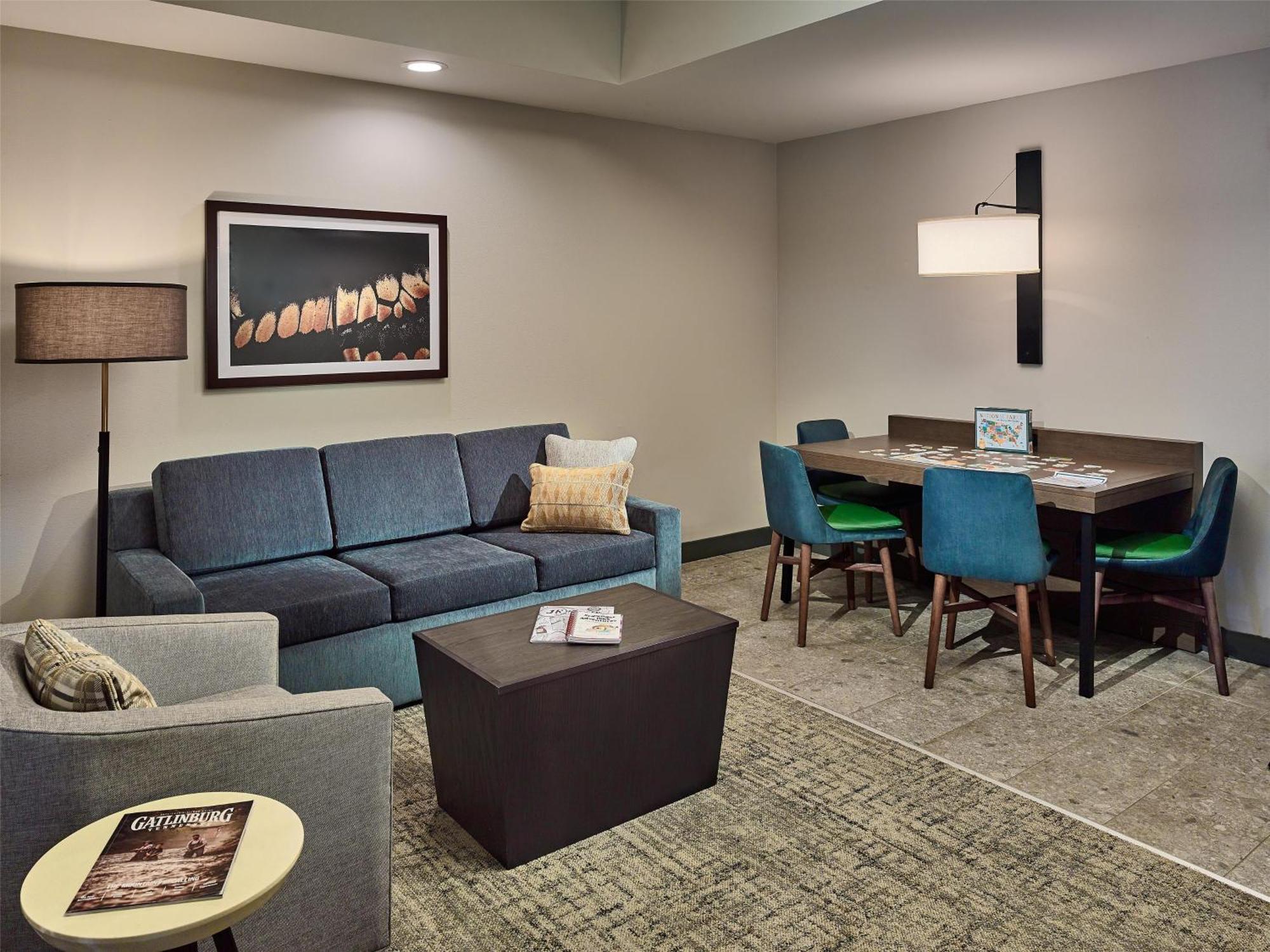 Embassy By Hilton Hotel Gatlinburg